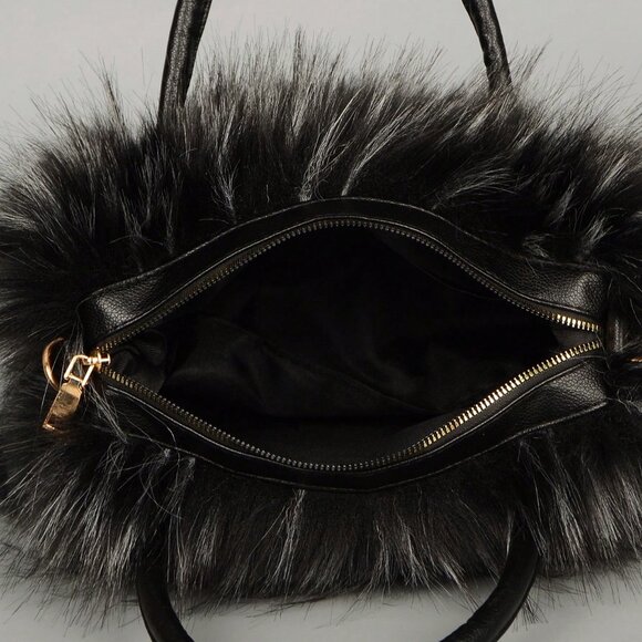Black And White Glamorous Women's faux fur oversized bag - Picture 4 of 7